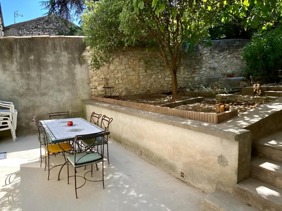 "Le Paisible" Clim Et Jardin En Centre Ville Nimes Exterior photo